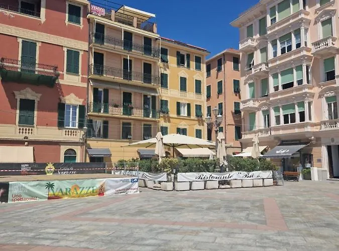 Centralissimo,a 20 Mt Dal Mare Varazze