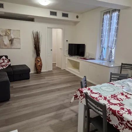 Centralissimo,a 20 Mt Dal Mare Apartmán *